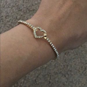 NWOT Golden Banded Synthetic Diamond 💎 Bracelet